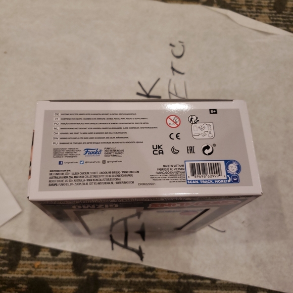 Gizmo Flocked VHS  Funko Pop Walmart Exclusive #16 - Picture 5 of 5